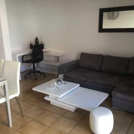 Centre Ville Colmar, Parking Екстер'єр фото